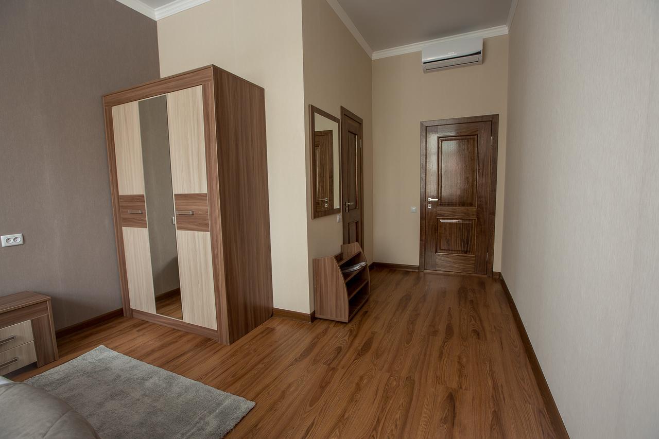 אסטנה Maxx Inn מראה חיצוני תמונה