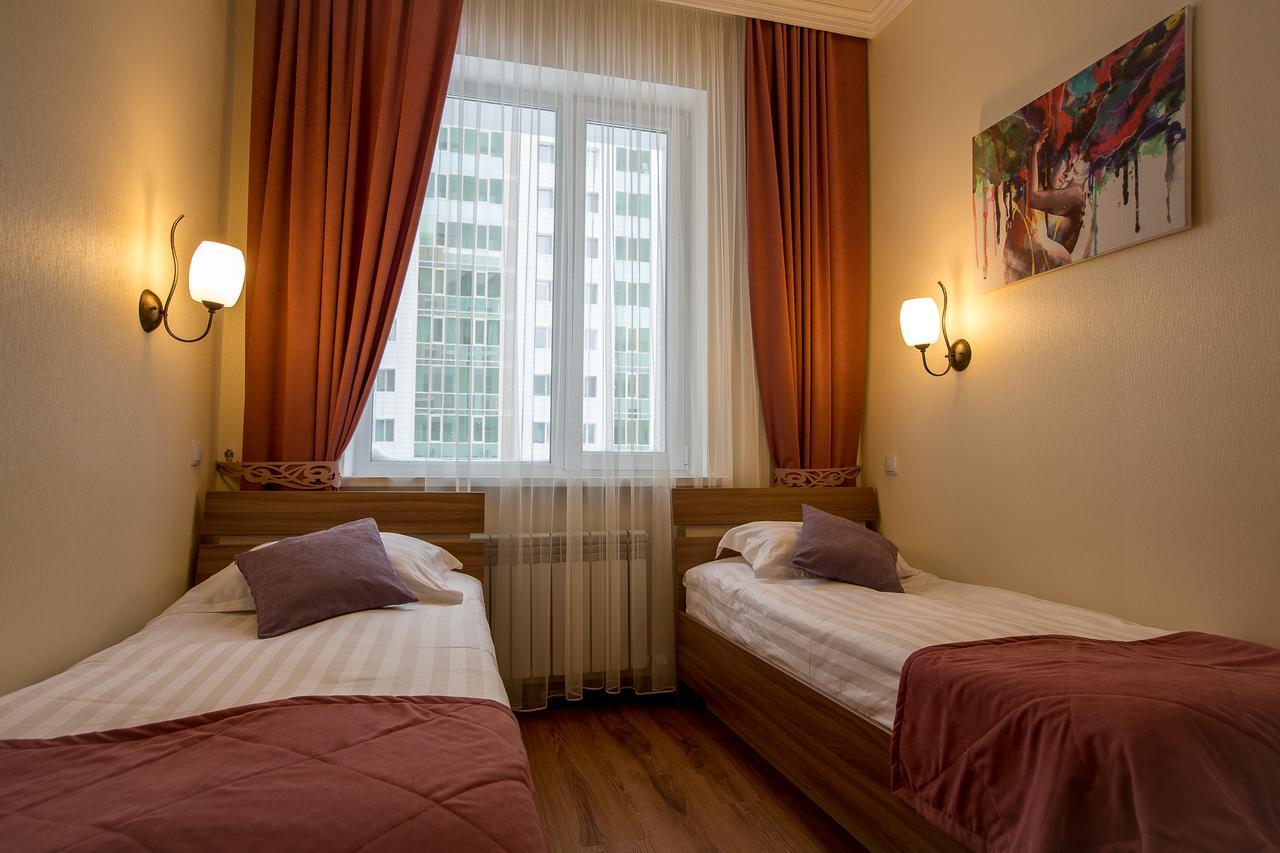 אסטנה Maxx Inn מראה חיצוני תמונה